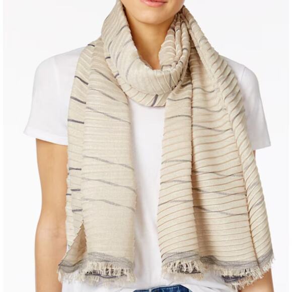 2 Michael Kors Scarf Bundle - 2 Scarves Bundle - Picture 1 of 6